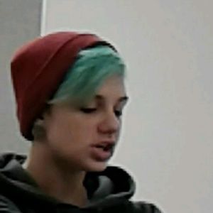 Meet your Posher, Ashton